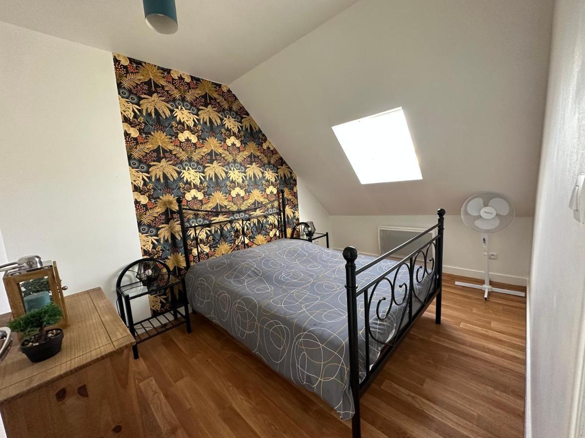 Appartement Au Centre Ville De Санс Екстер'єр фото